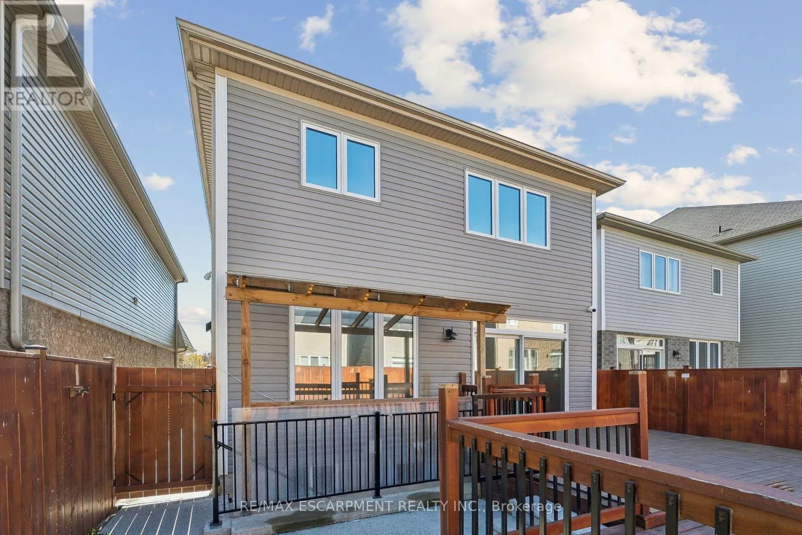 16 ALEXANDRA DRIVE