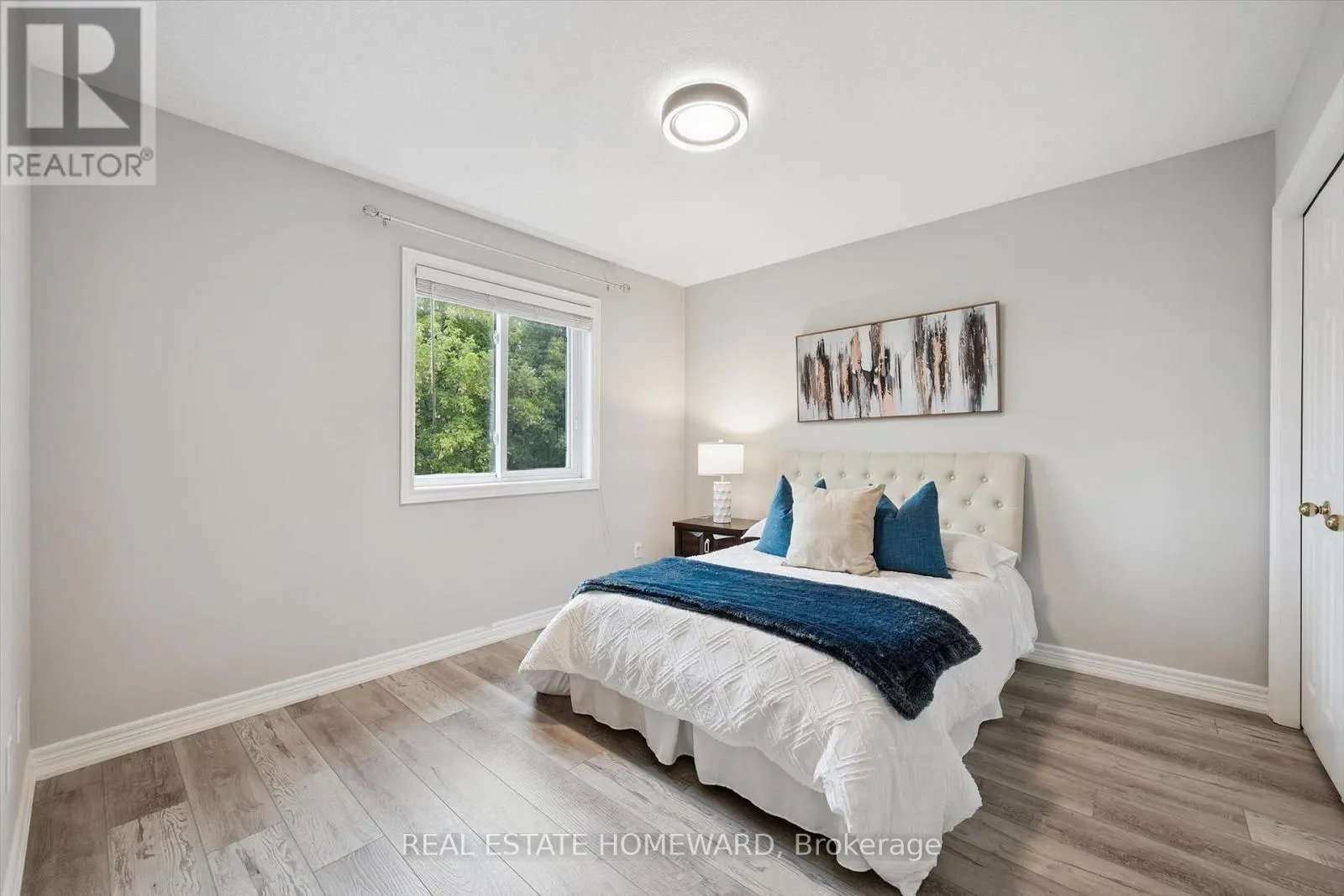 3 - 90 ALDERSON DRIVE