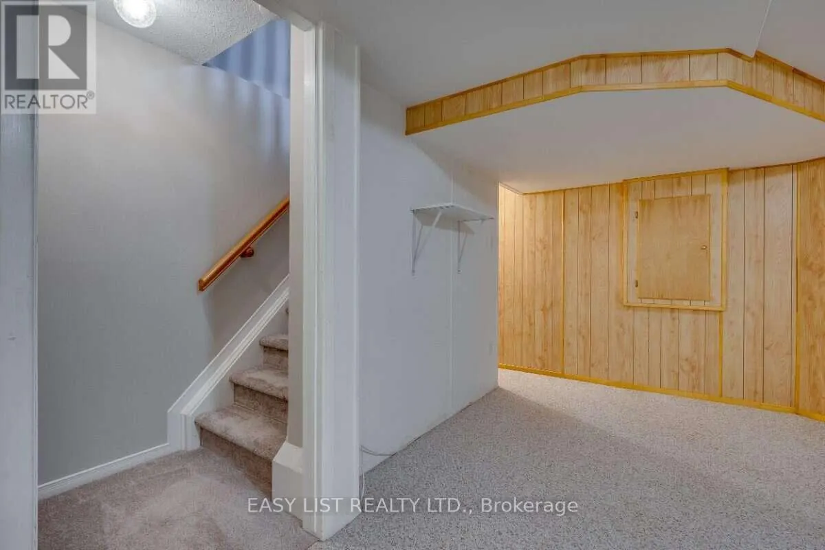 77 MCGIBBON DRIVE