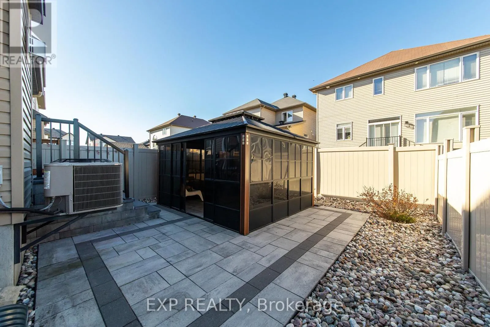 811 LOOSESTRIFE WAY