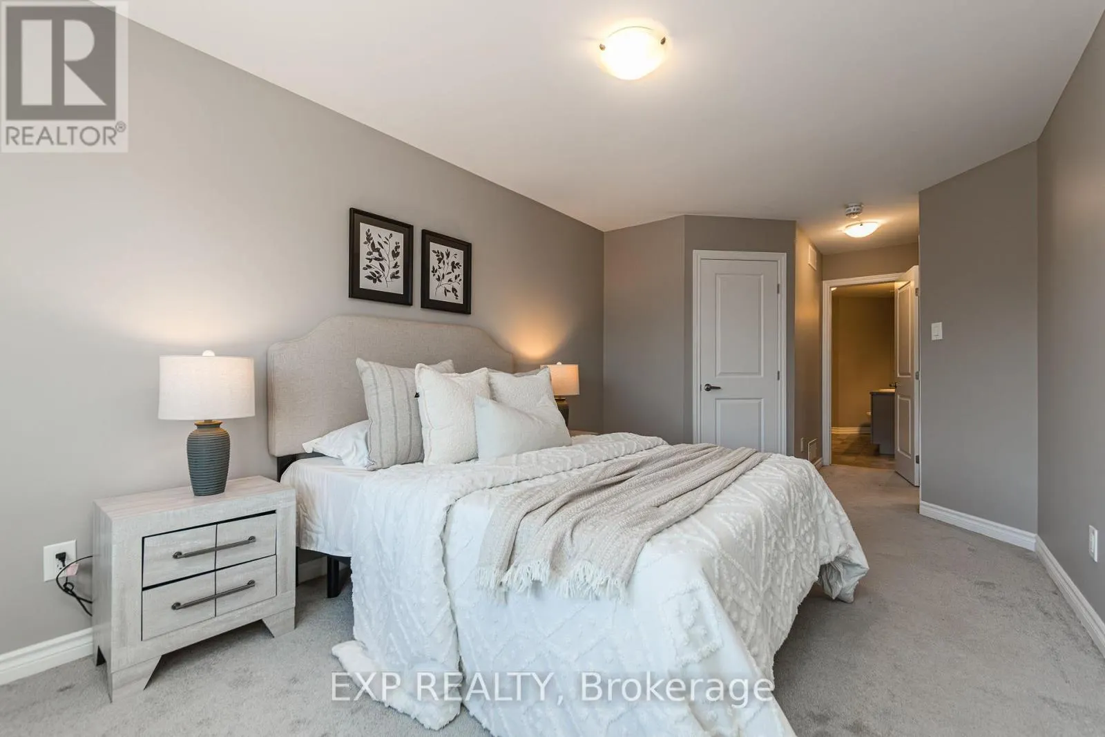 811 LOOSESTRIFE WAY