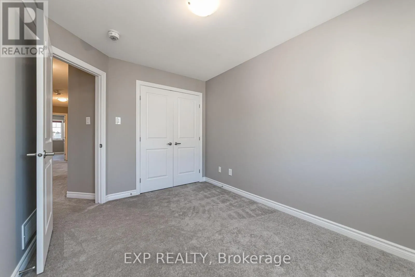 811 LOOSESTRIFE WAY