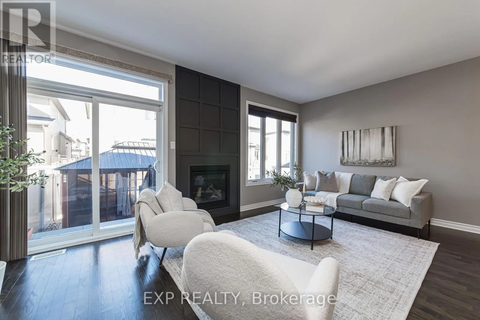 811 LOOSESTRIFE WAY