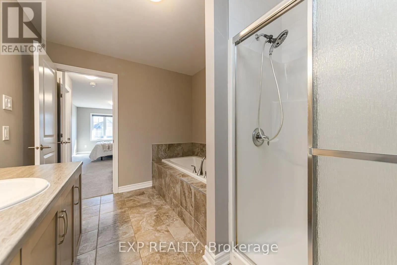 811 LOOSESTRIFE WAY