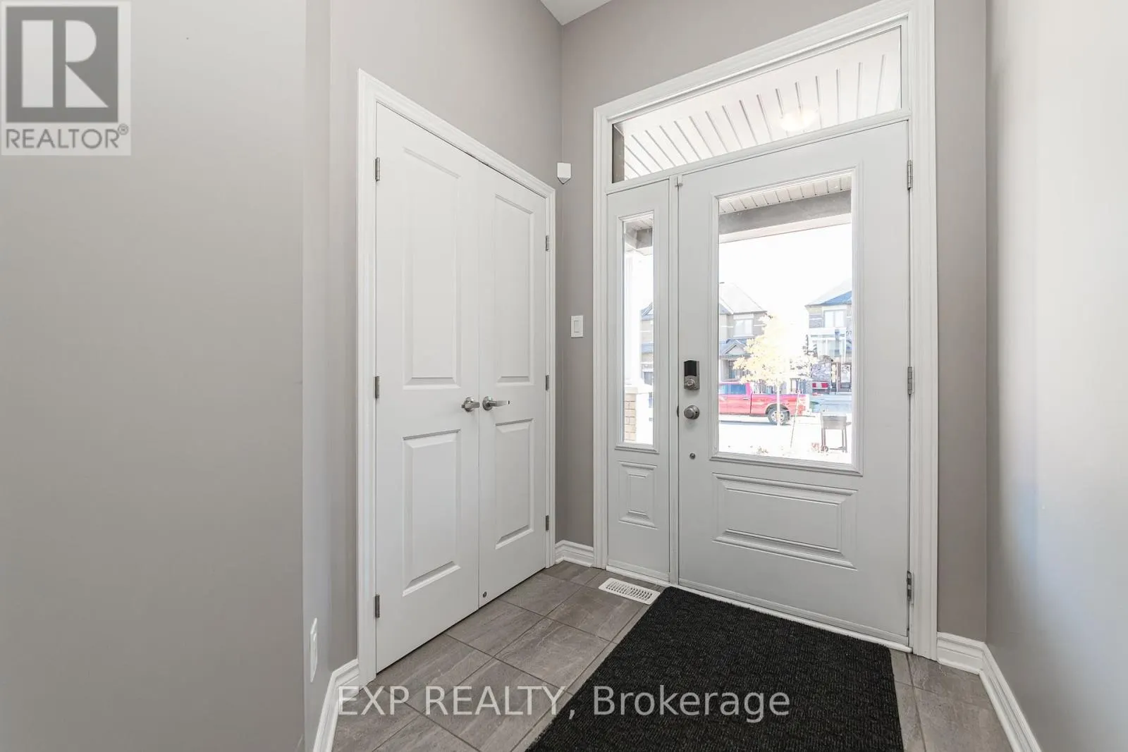 811 LOOSESTRIFE WAY