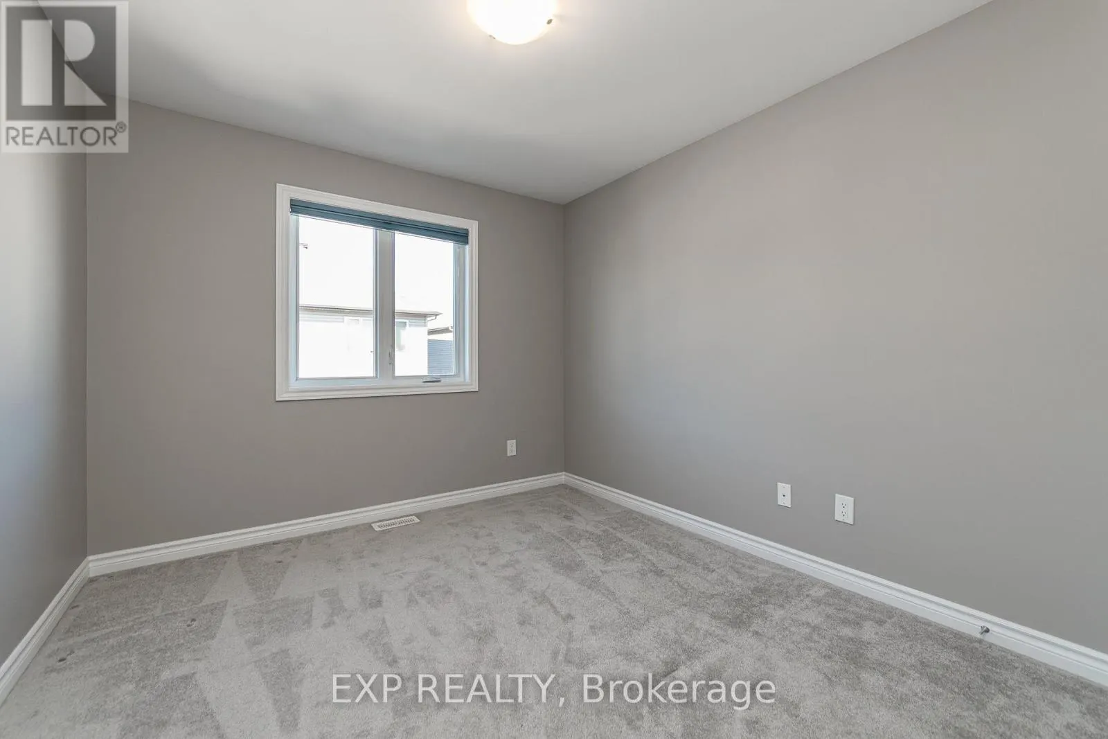 811 LOOSESTRIFE WAY