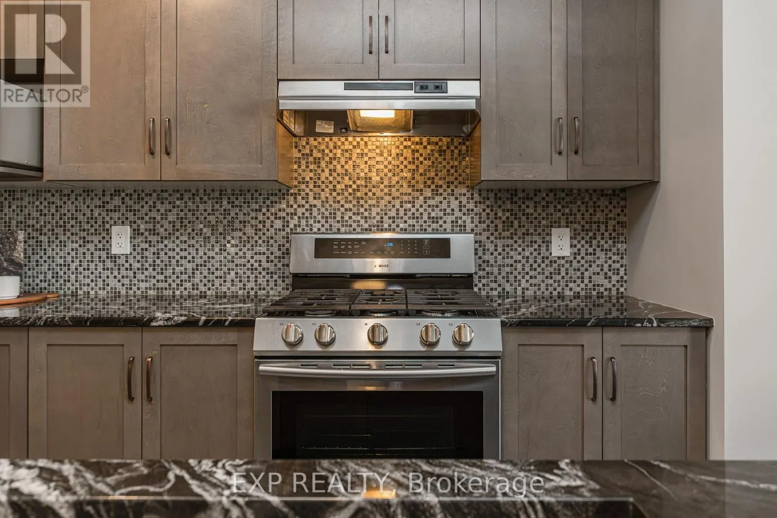 811 LOOSESTRIFE WAY