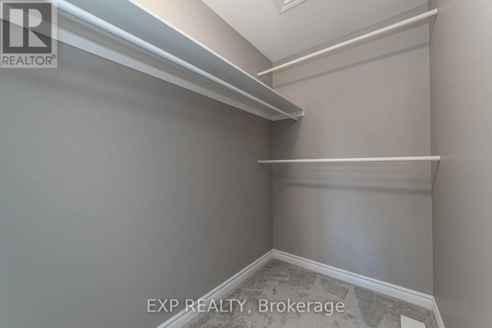 811 LOOSESTRIFE WAY
