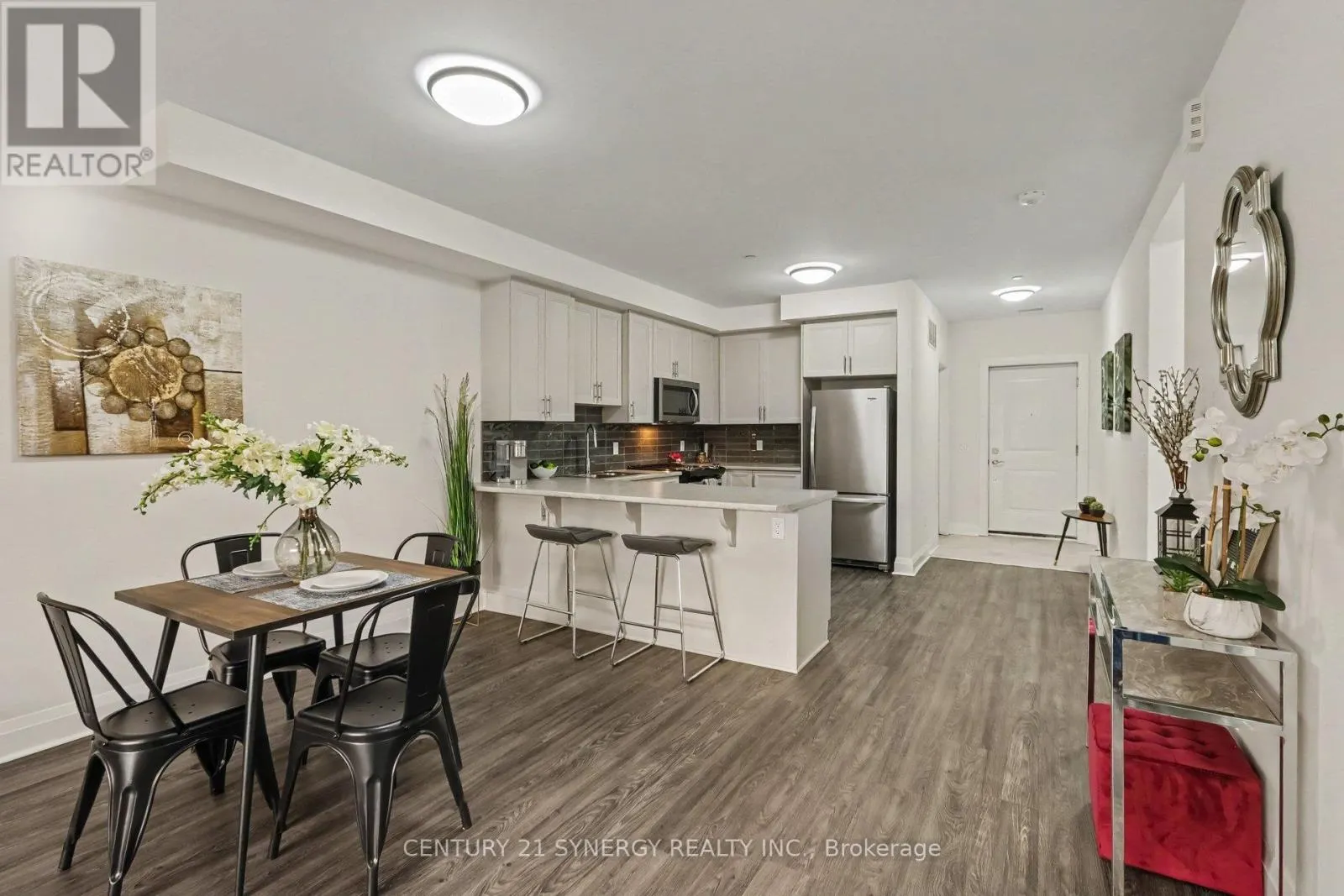 1D - 40 MCGILL STREET S