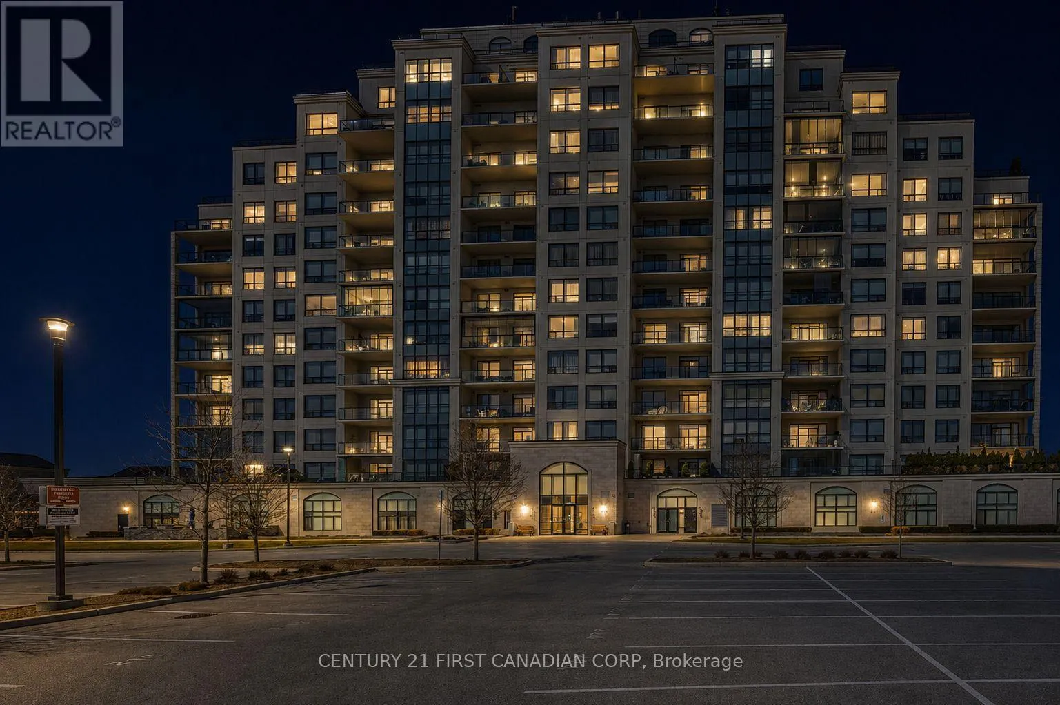 605 - 240 VILLAGE WALK BOULEVARD #605