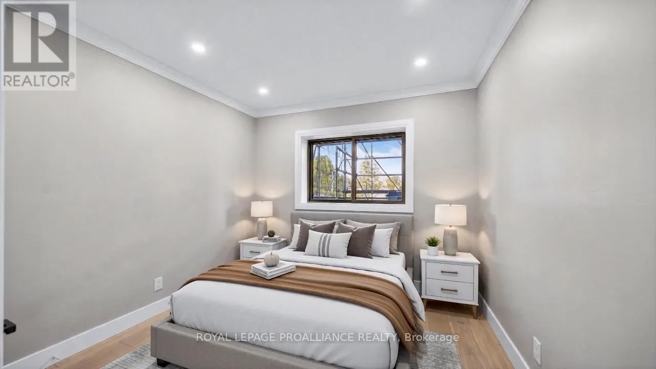 403 - 95 WINDSOR DRIVE