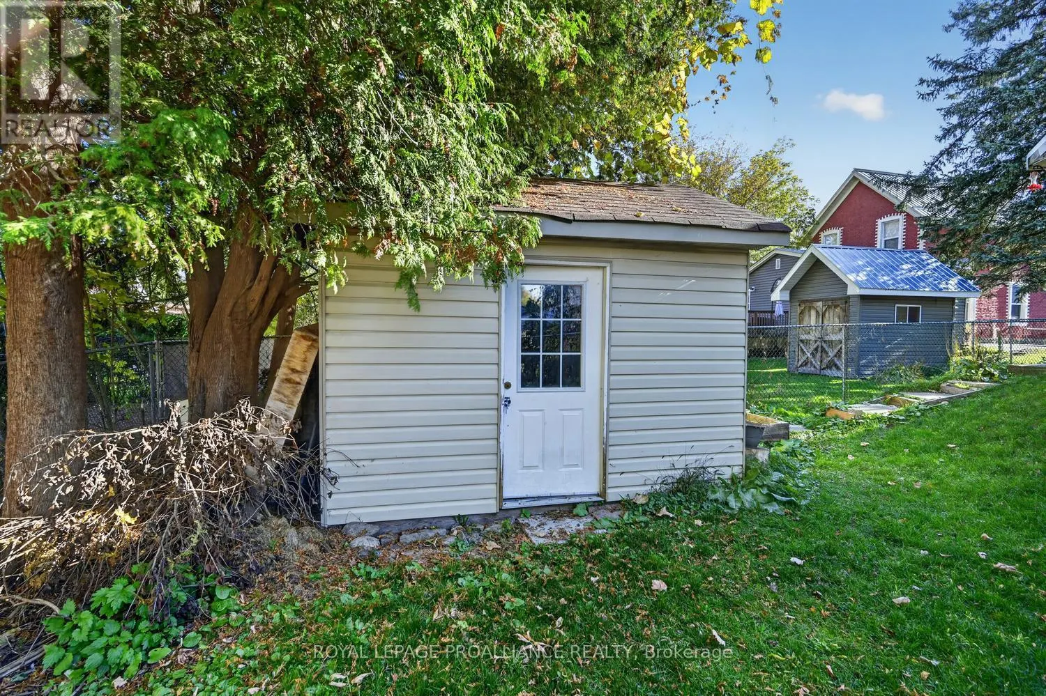 22 ABBOTT STREET