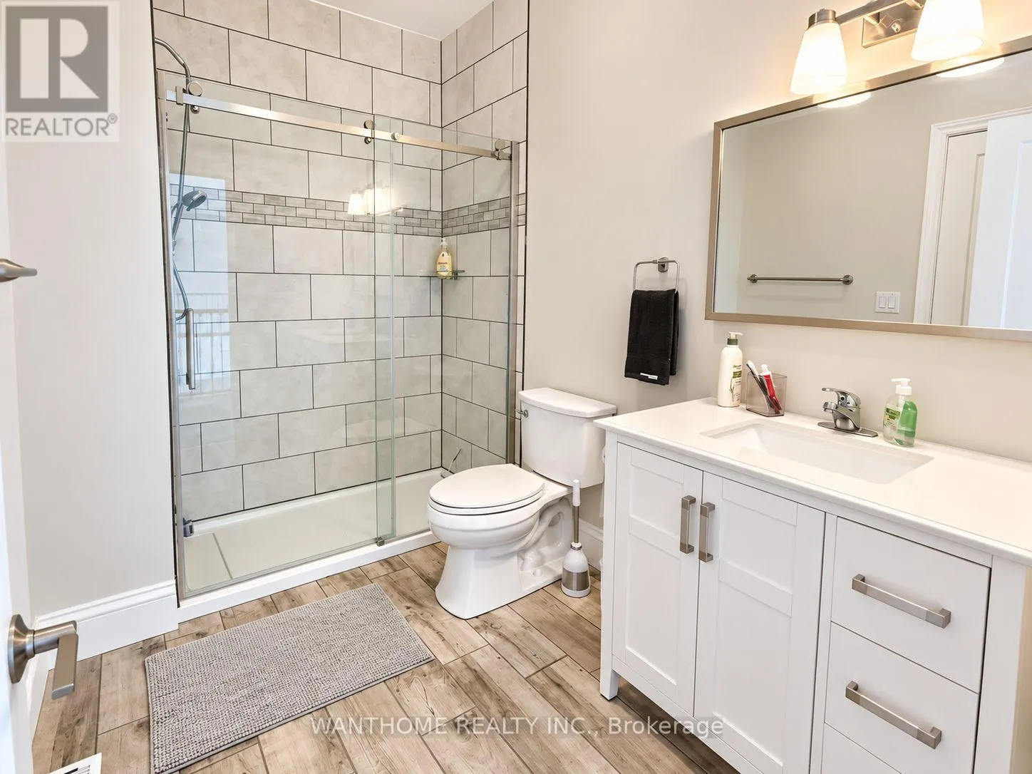 441 LAKESHORE ROAD