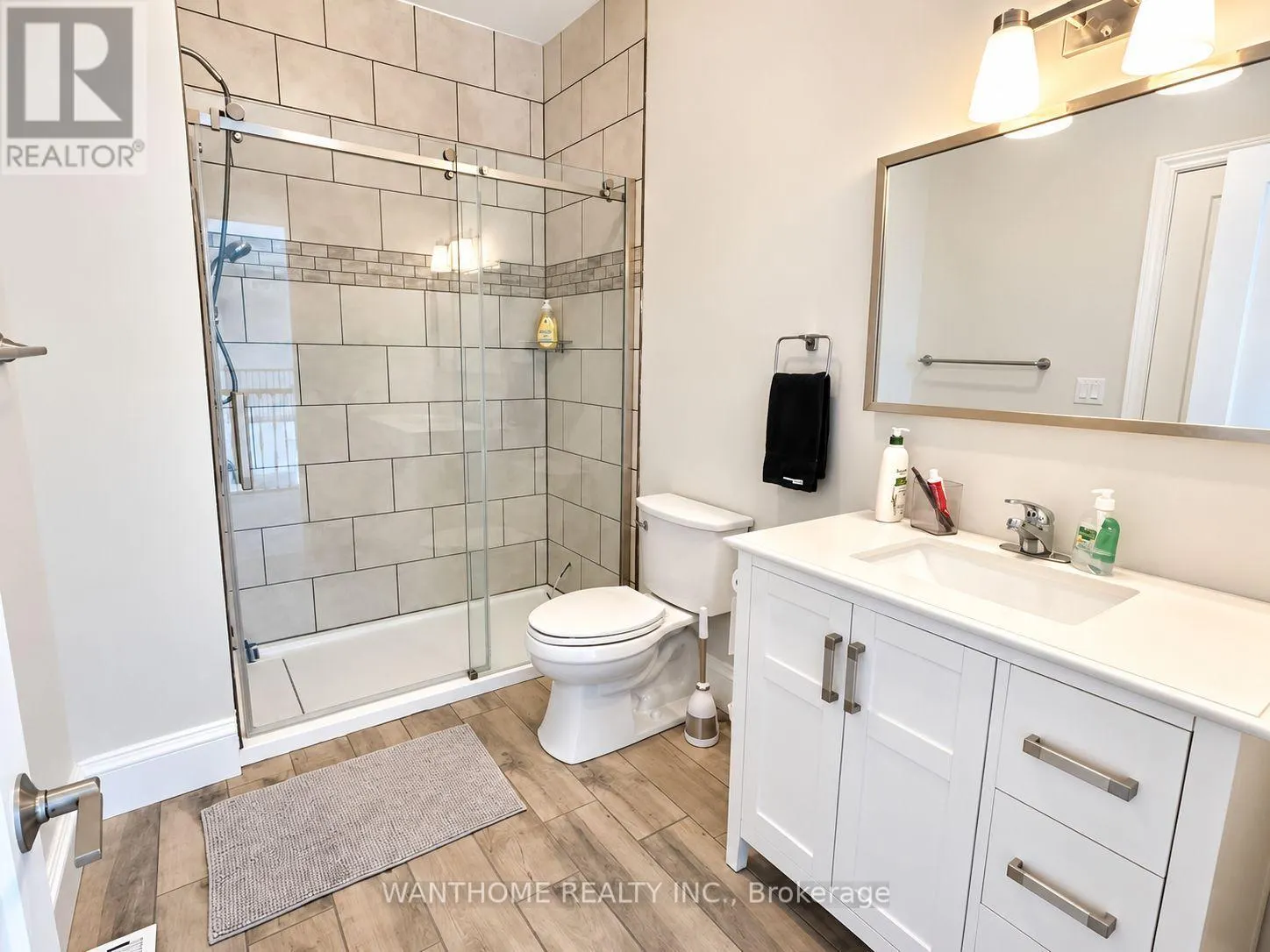 441 LAKESHORE ROAD