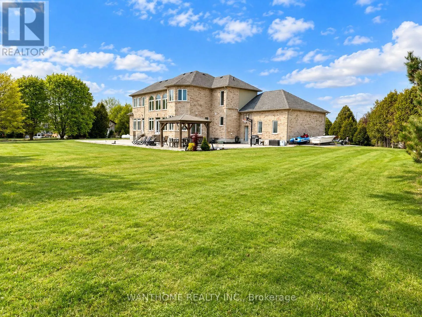 441 LAKESHORE ROAD