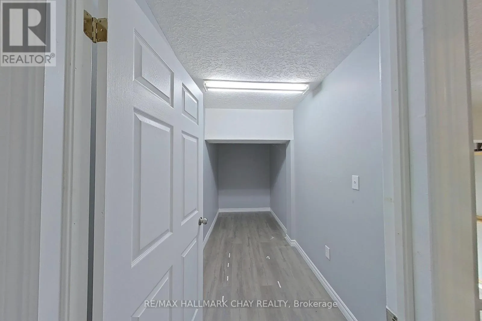 UNIT 1 - 717950 HIGHWAY 6