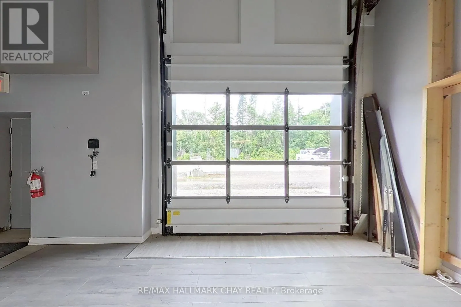 UNIT 1 - 717950 HIGHWAY 6