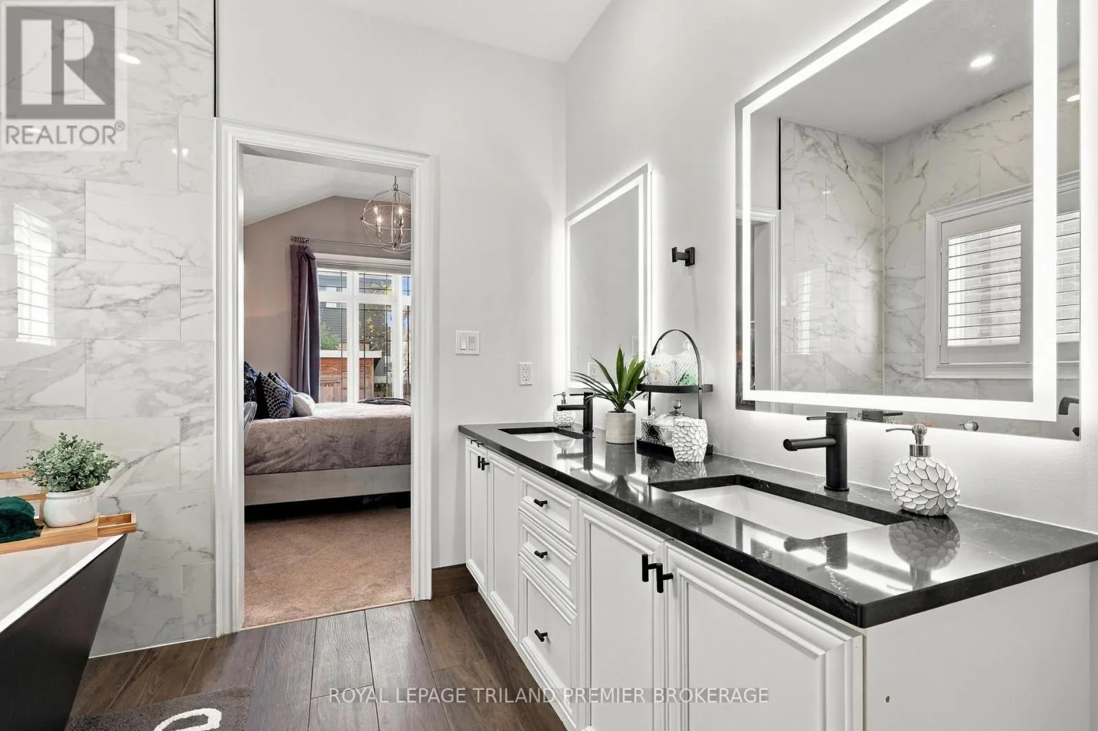 745 KLEINBURG DRIVE