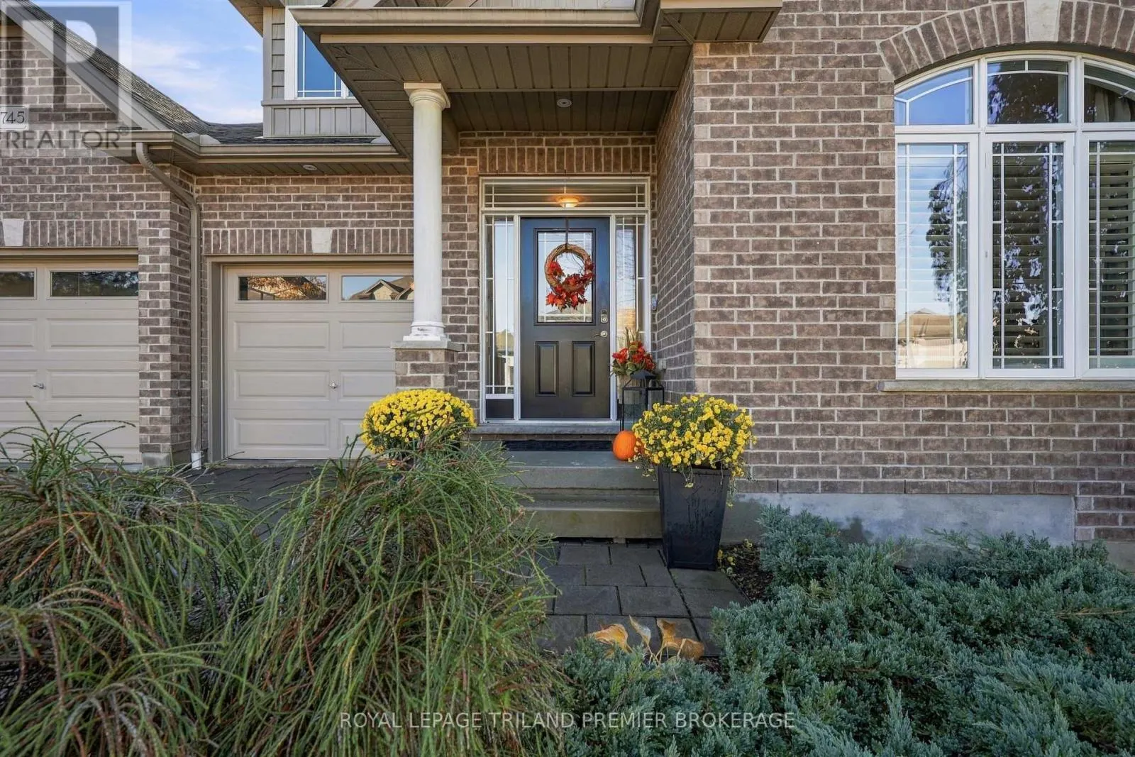 745 KLEINBURG DRIVE