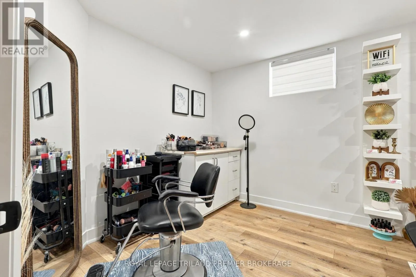 745 KLEINBURG DRIVE