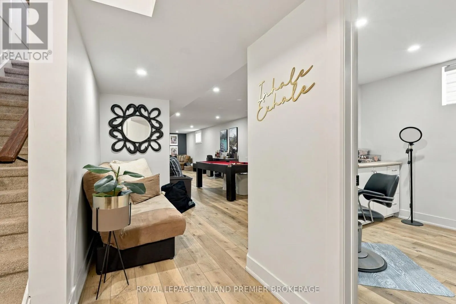 745 KLEINBURG DRIVE