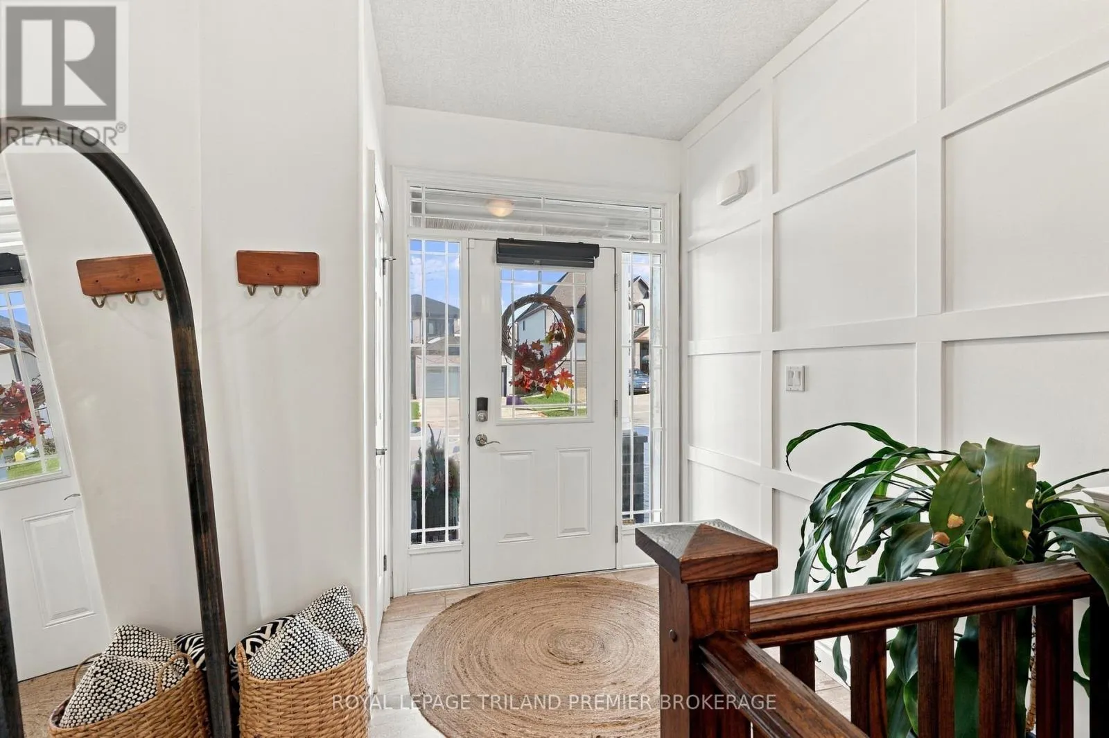 745 KLEINBURG DRIVE