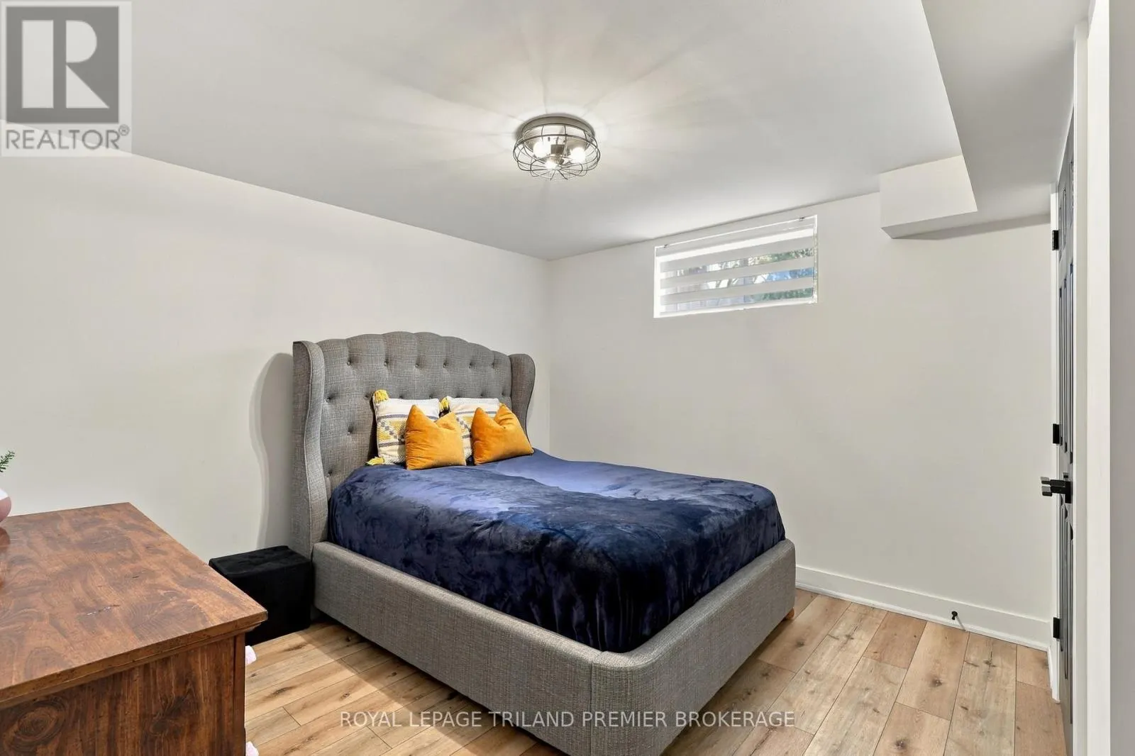 745 KLEINBURG DRIVE