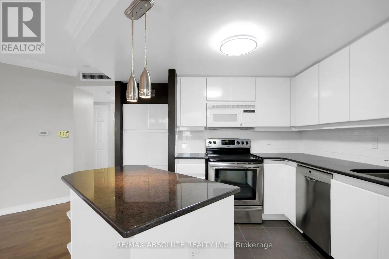 502 - 3105 CARLING AVENUE