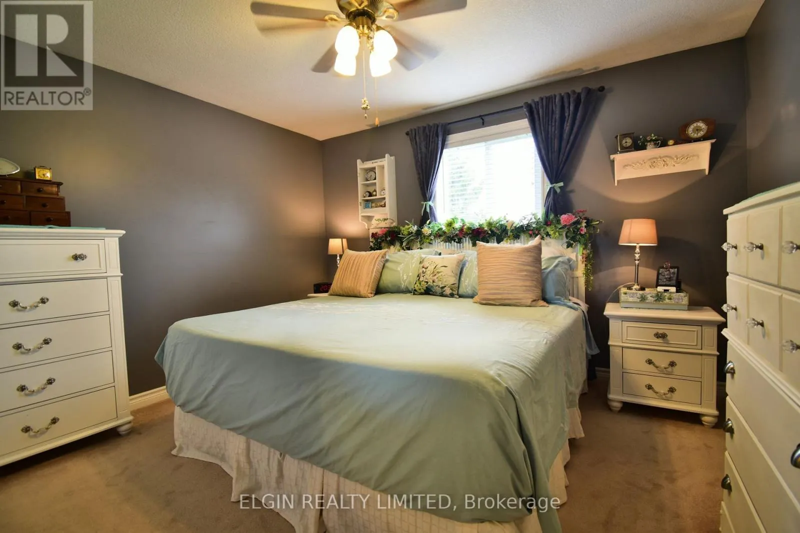 5 HAVENRIDGE COURT