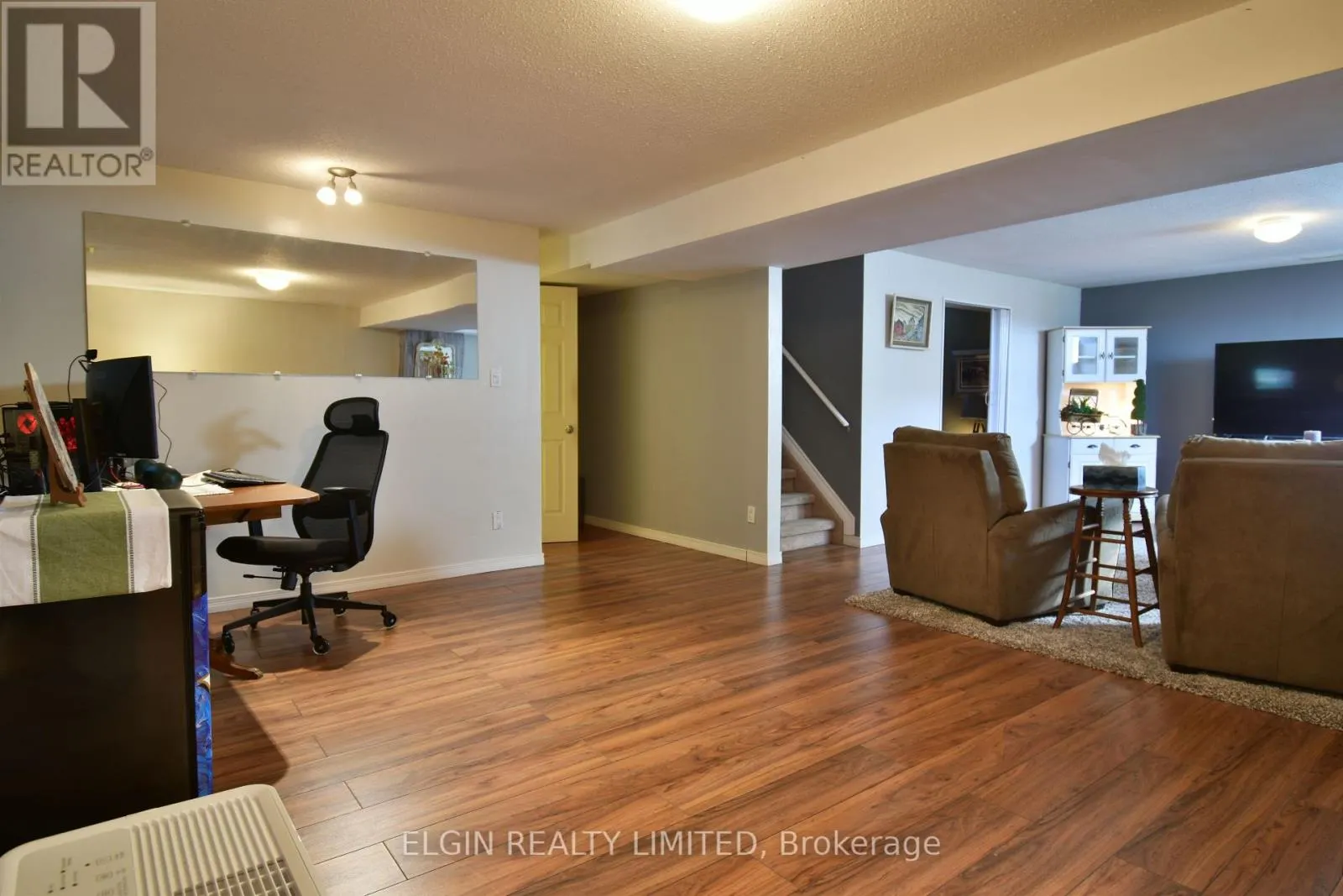 5 HAVENRIDGE COURT