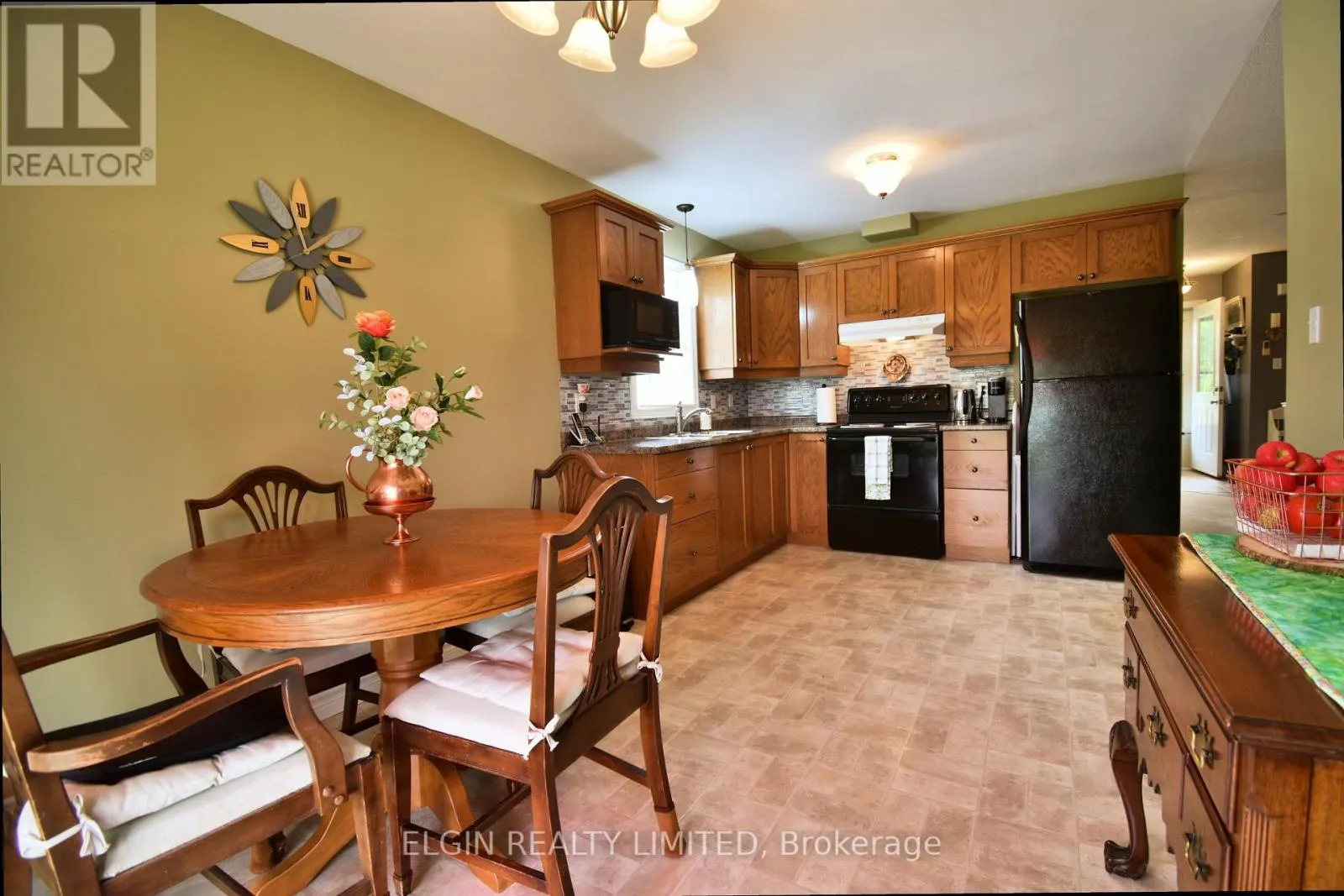 5 HAVENRIDGE COURT