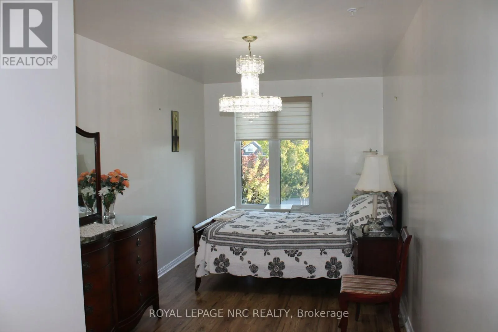 301 - 16 SULLIVAN AVENUE #301