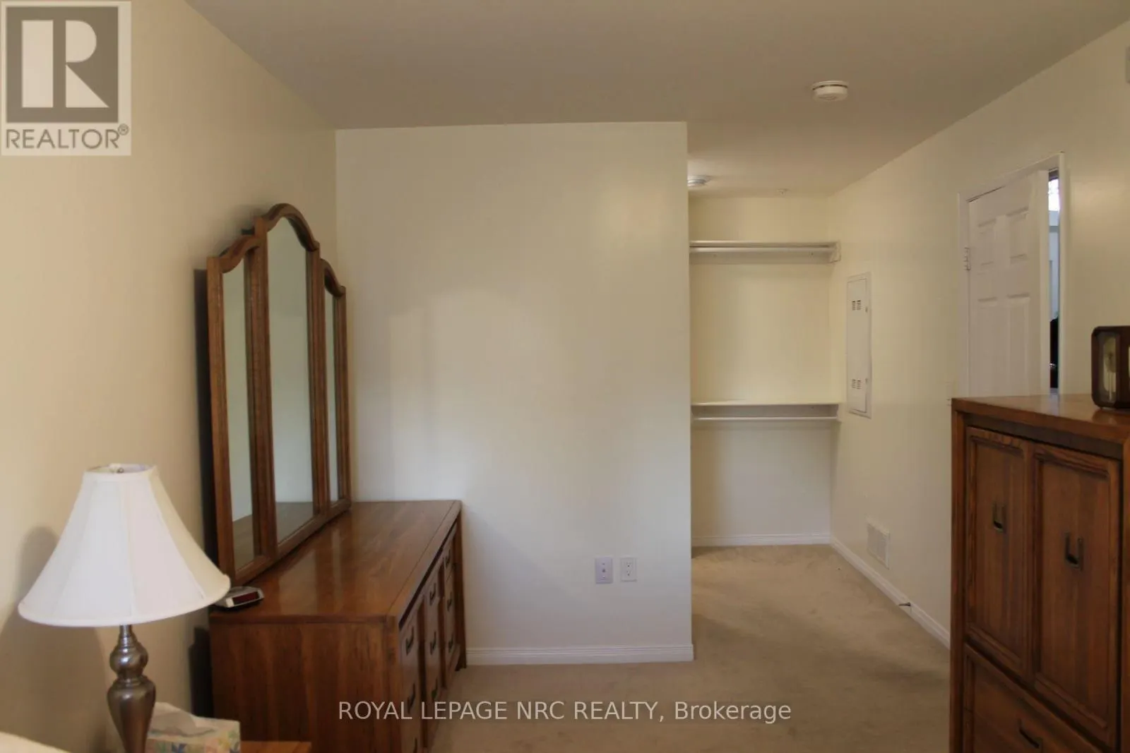 301 - 16 SULLIVAN AVENUE #301