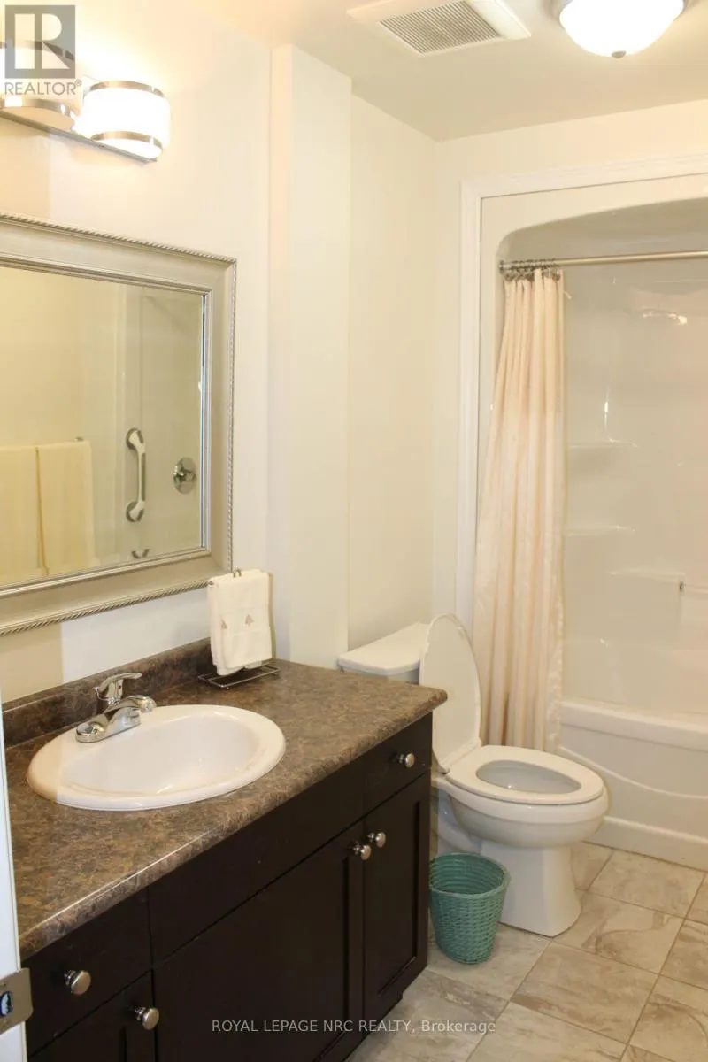 301 - 16 SULLIVAN AVENUE #301