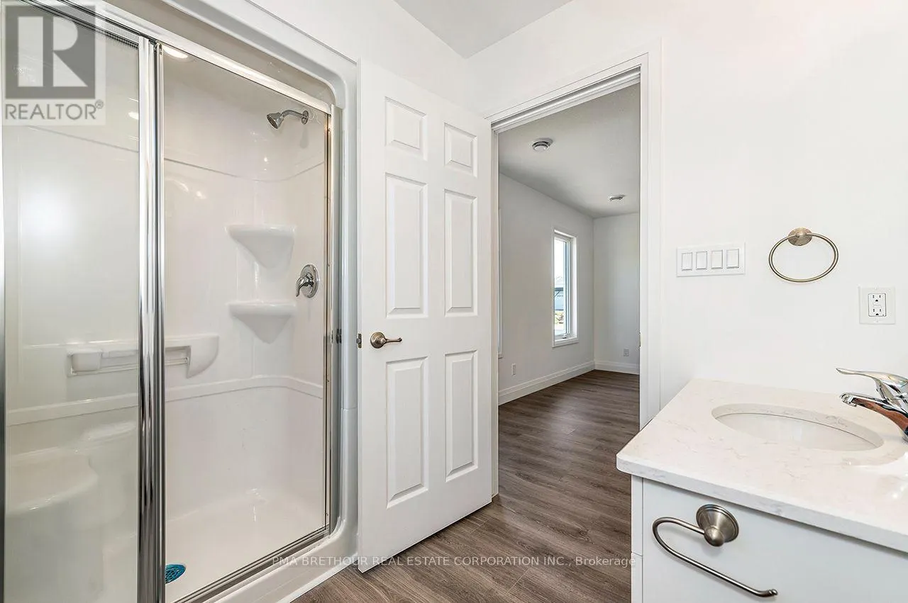 256 LAKE BREEZE DRIVE