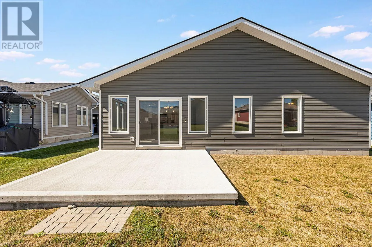 256 LAKE BREEZE DRIVE