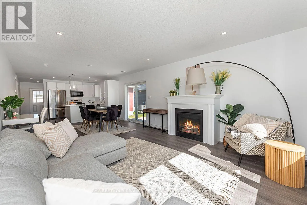 267 LAKE BREEZE DRIVE