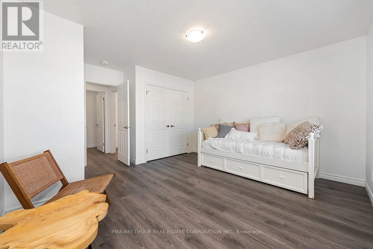 267 LAKE BREEZE DRIVE