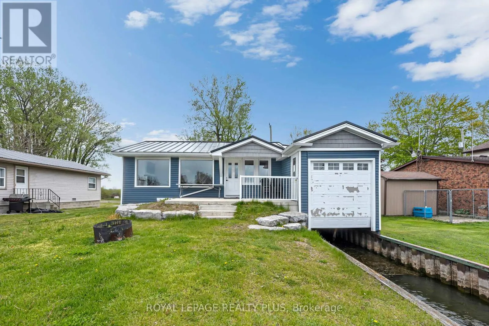 36 DICKINSON AVENUE