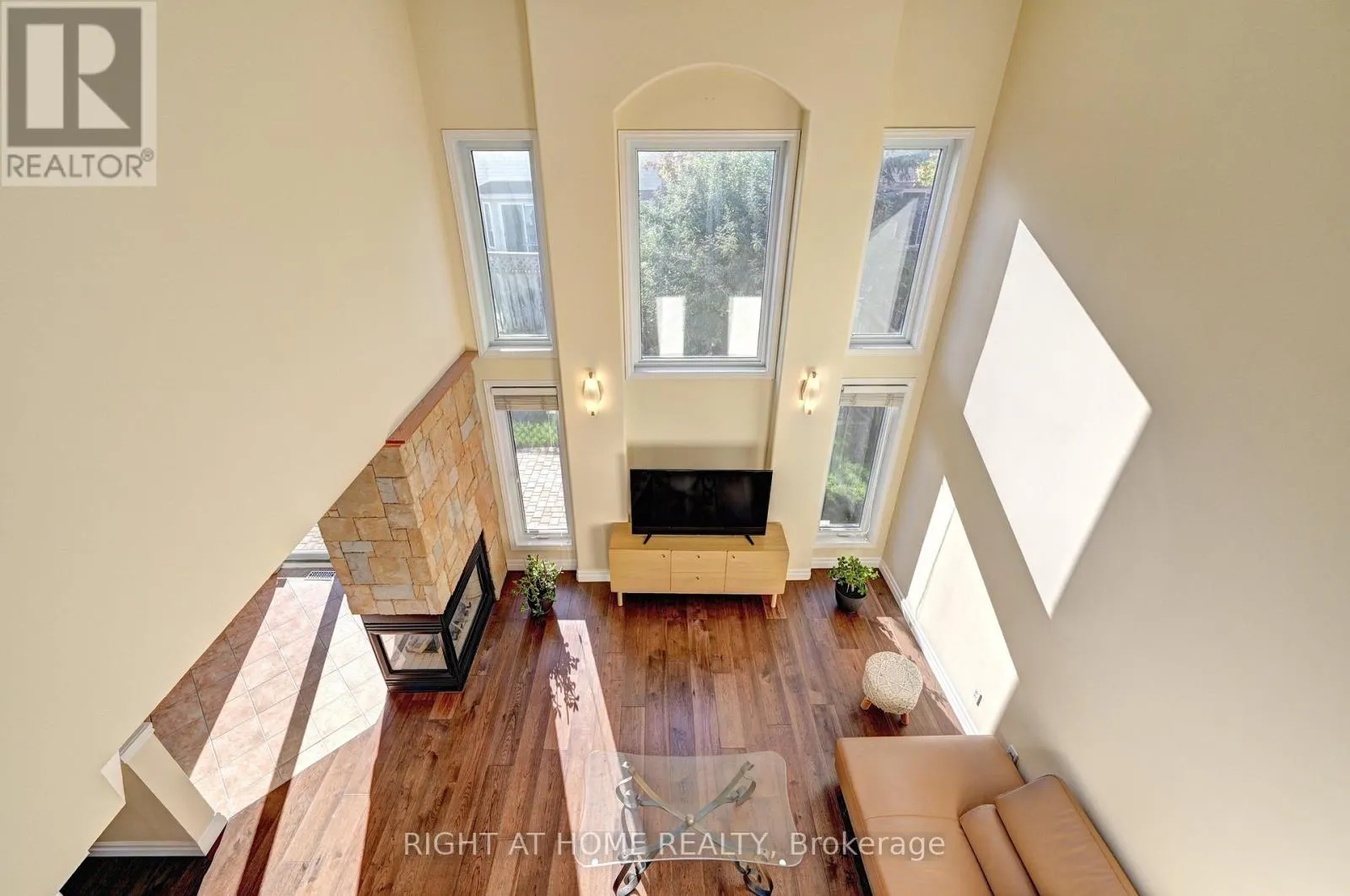 733 CHESAPEAKE DRIVE