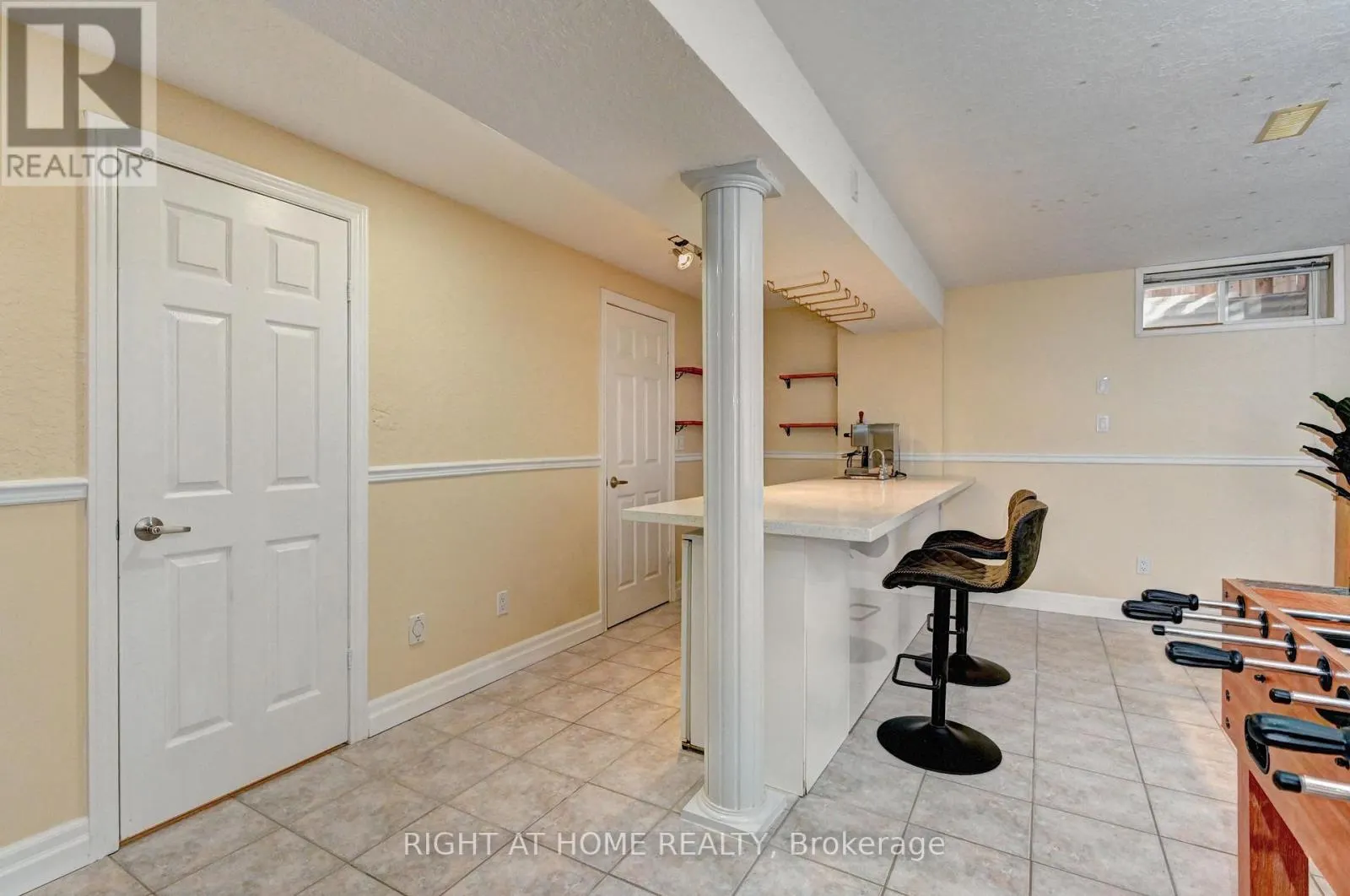 733 CHESAPEAKE DRIVE
