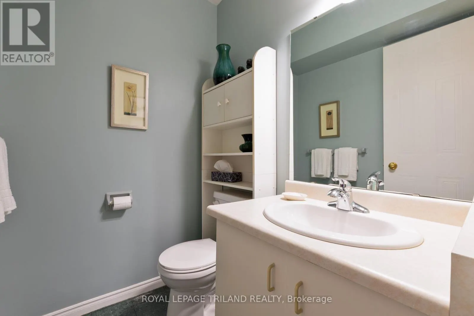123 - 440 WELLINGTON STREET #123