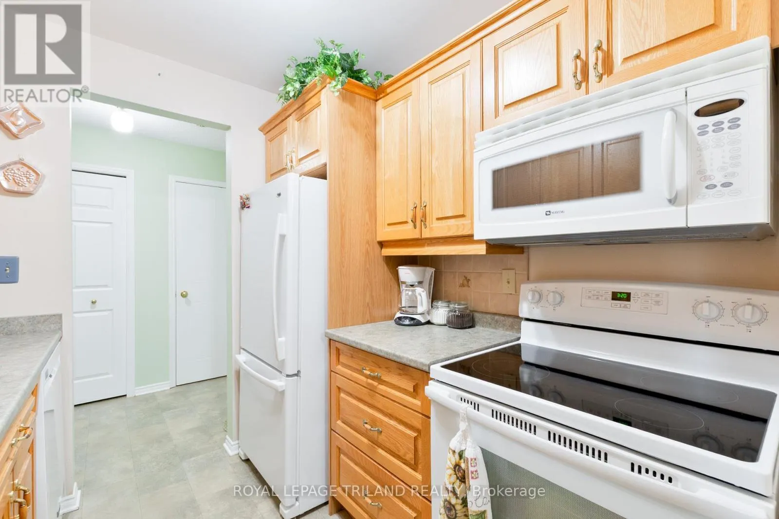 123 - 440 WELLINGTON STREET #123