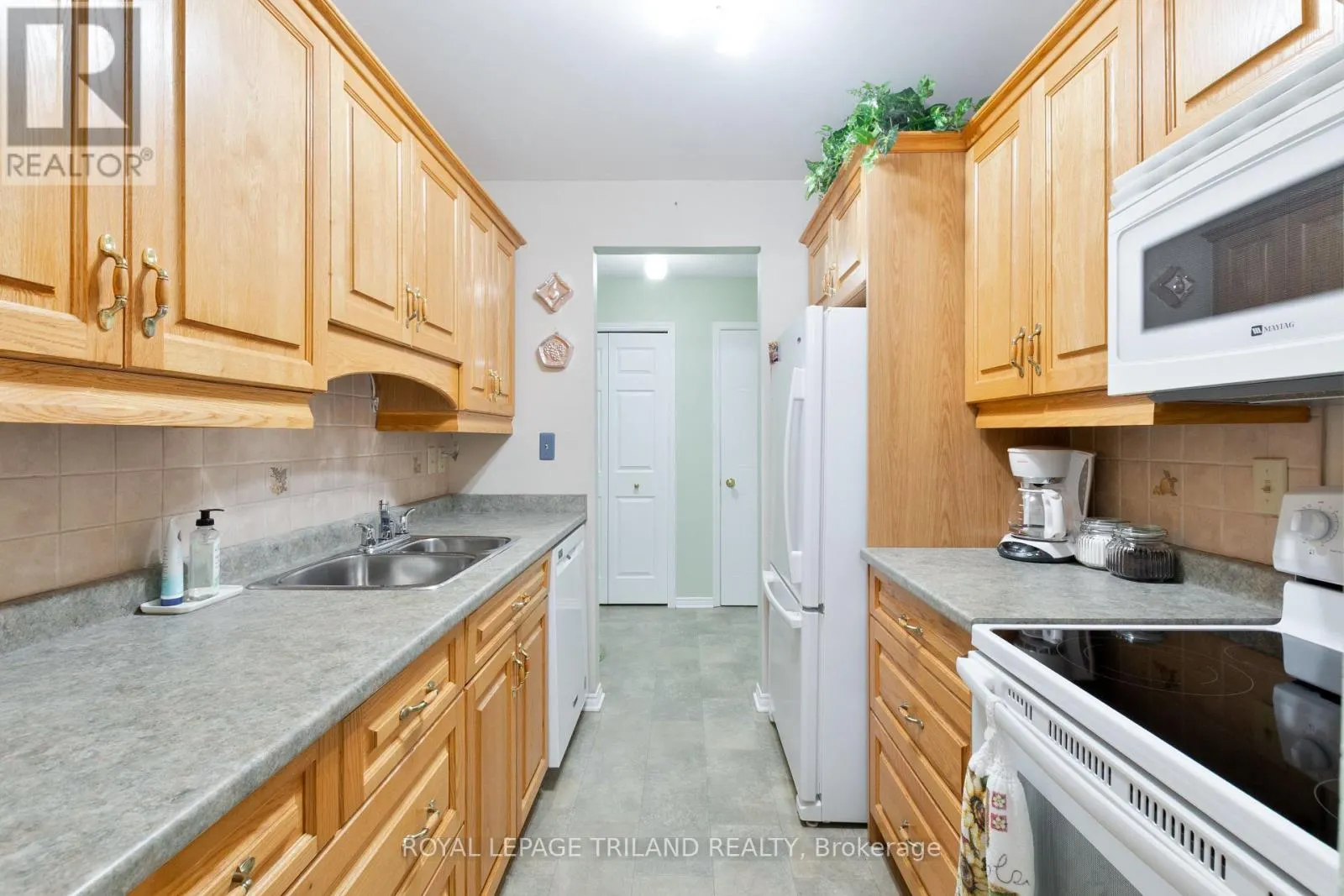 123 - 440 WELLINGTON STREET #123