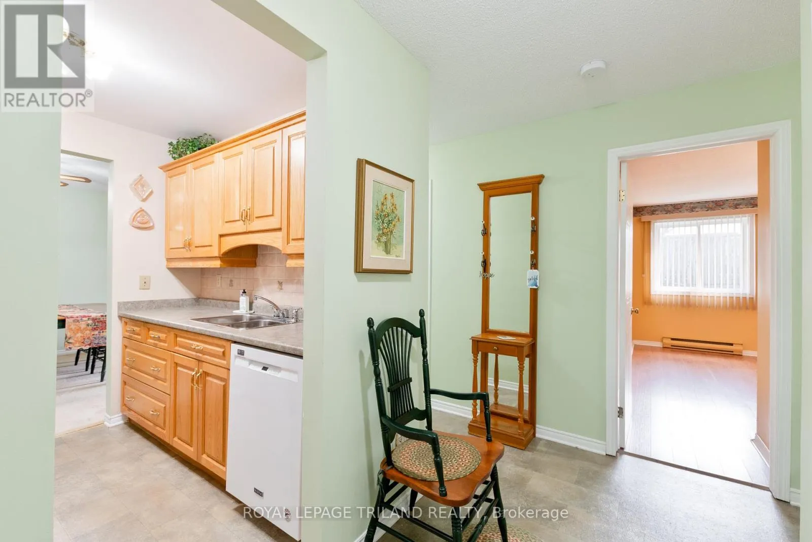 123 - 440 WELLINGTON STREET #123