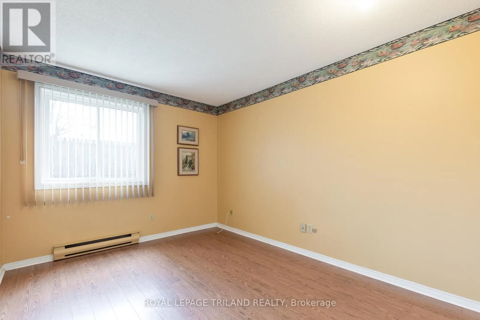123 - 440 WELLINGTON STREET #123