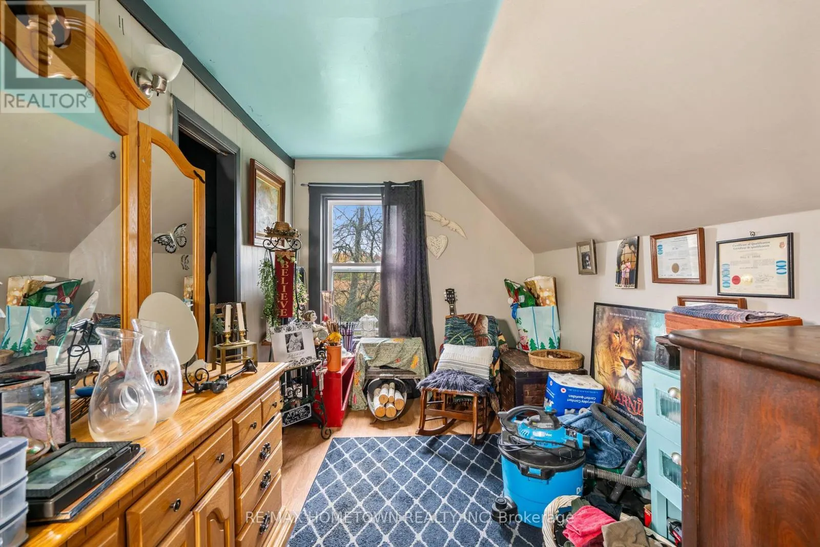 3167 HOWE ROAD