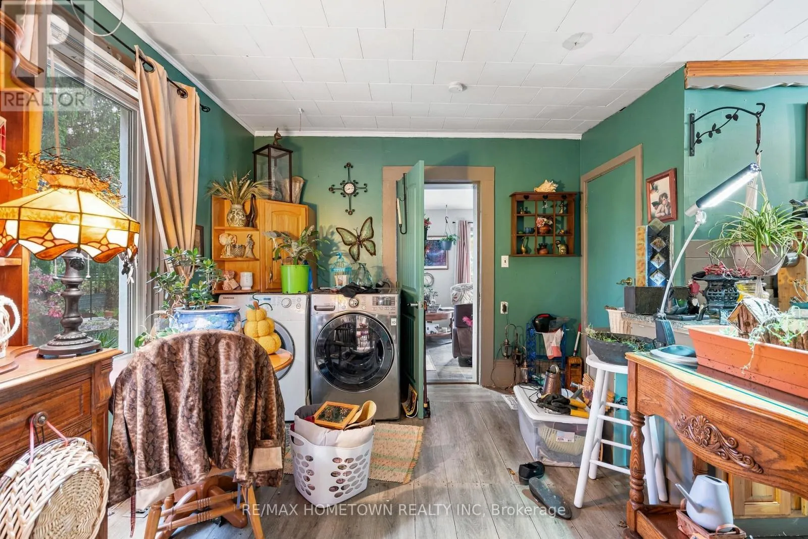 3167 HOWE ROAD
