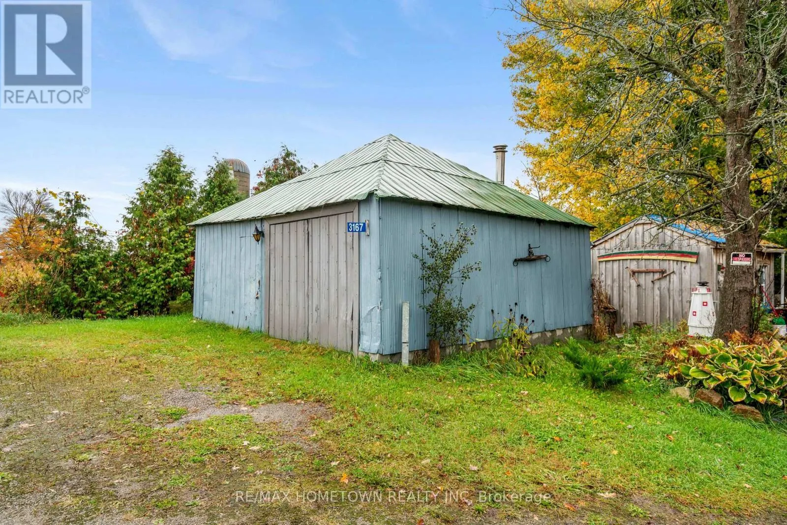 3167 HOWE ROAD