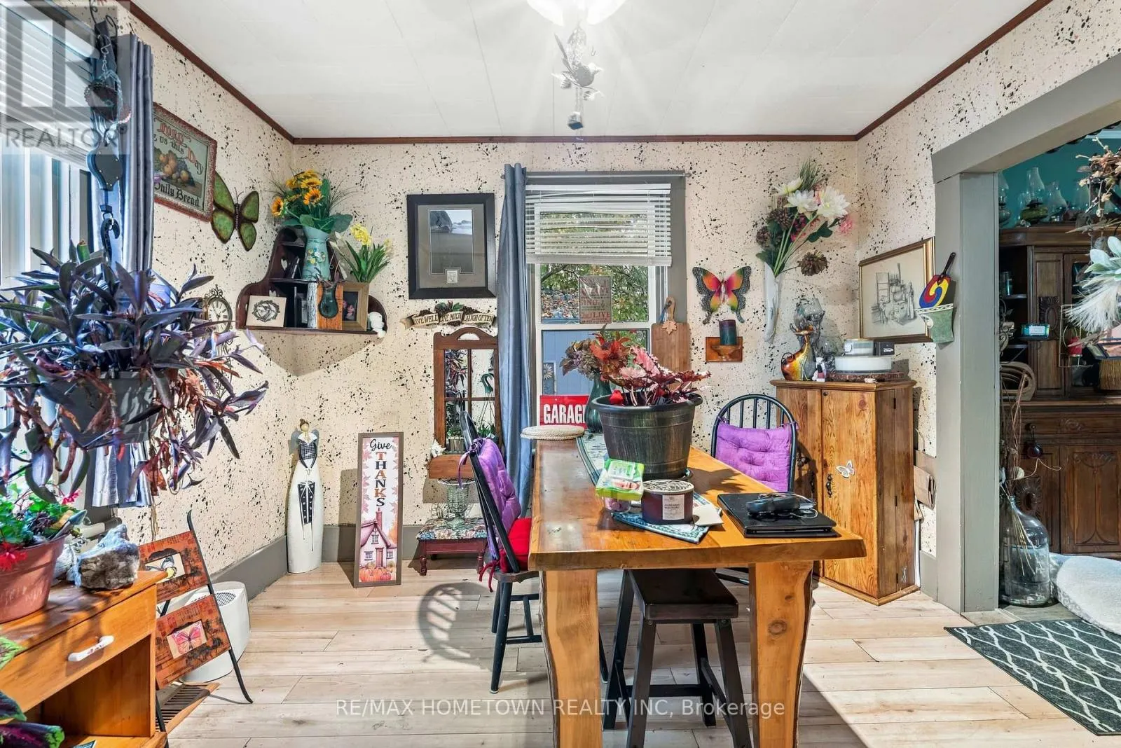 3167 HOWE ROAD